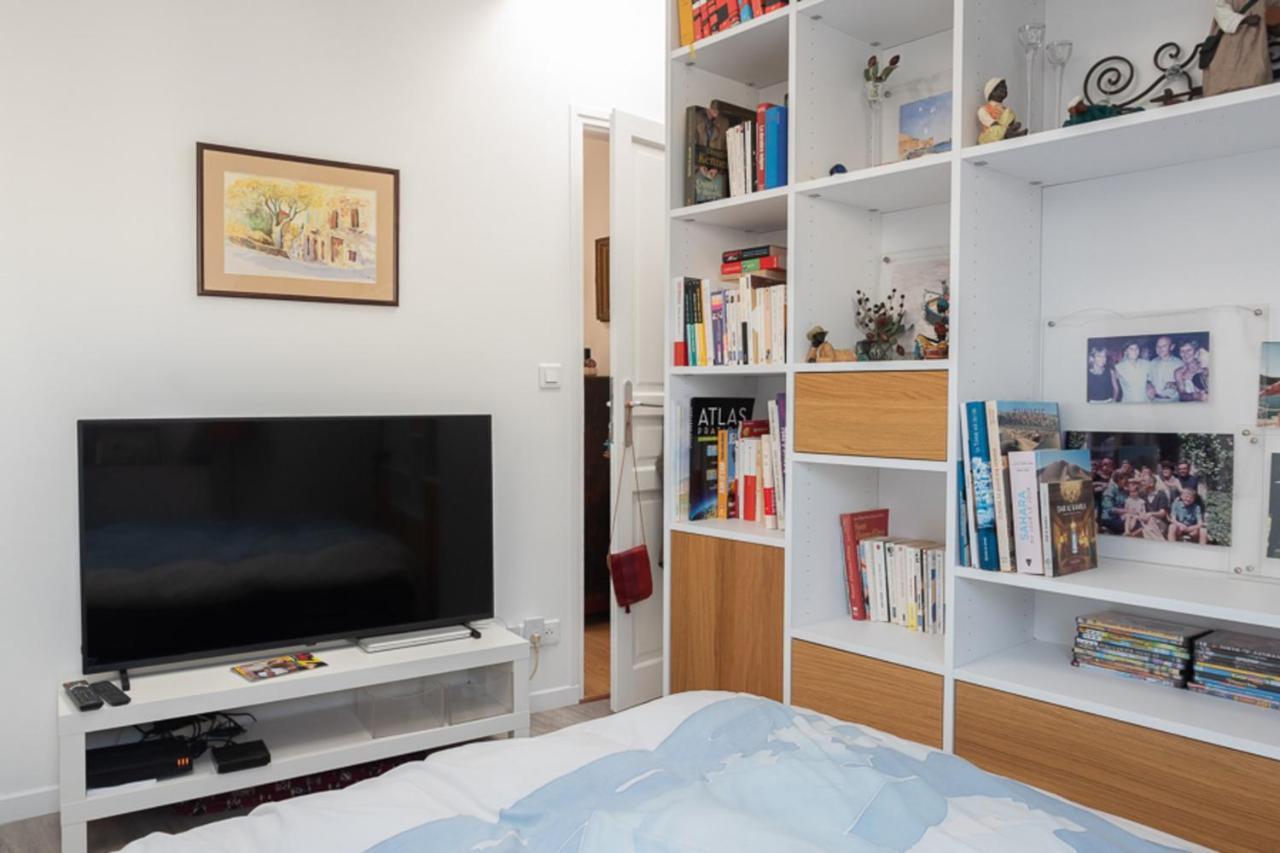 Cosy Bright Near Montparnasse Apartment