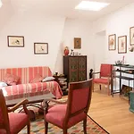 Cosy Bright Apartment Near Montparnasse